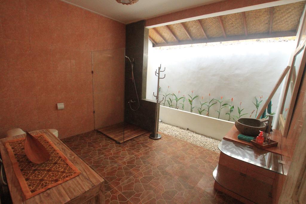 Simule Villa *